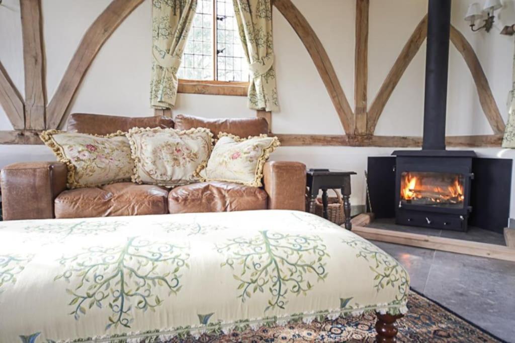 Ebony Cottage Tenbury Εξωτερικό φωτογραφία